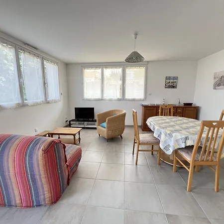 Casa de Férias Maison 2 A 2 Pas Des Commerces *